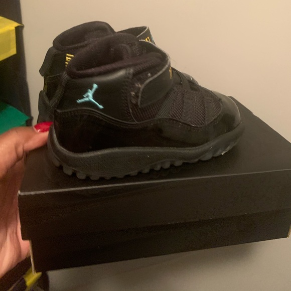 Jordan 11 Retro Gamma Blue - Picture 5 of 5